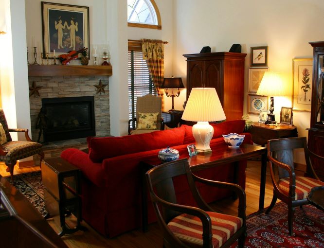 Affordable T.J. Maxx 5x7 rug in a modern living room